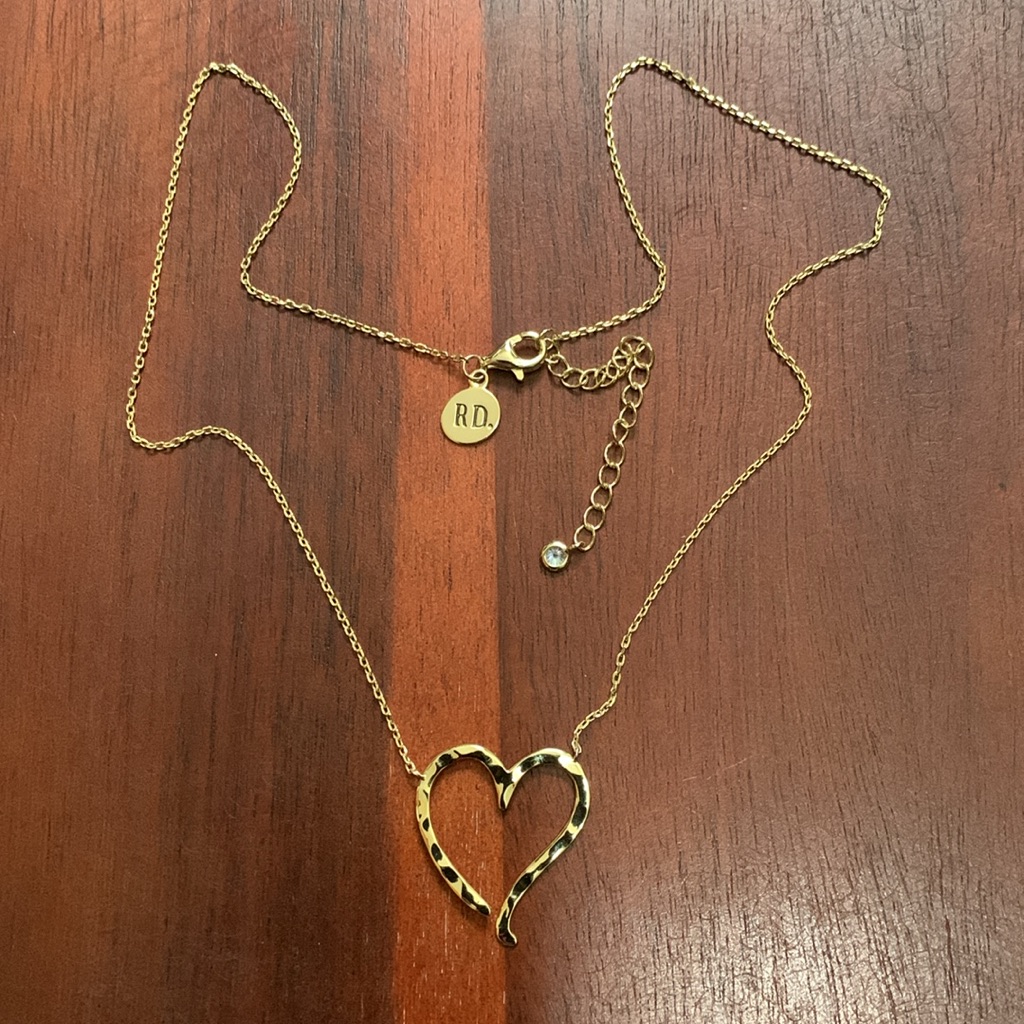 Rae Dunn Gold Plated 925 Silver Textured Heart Necklace 15$